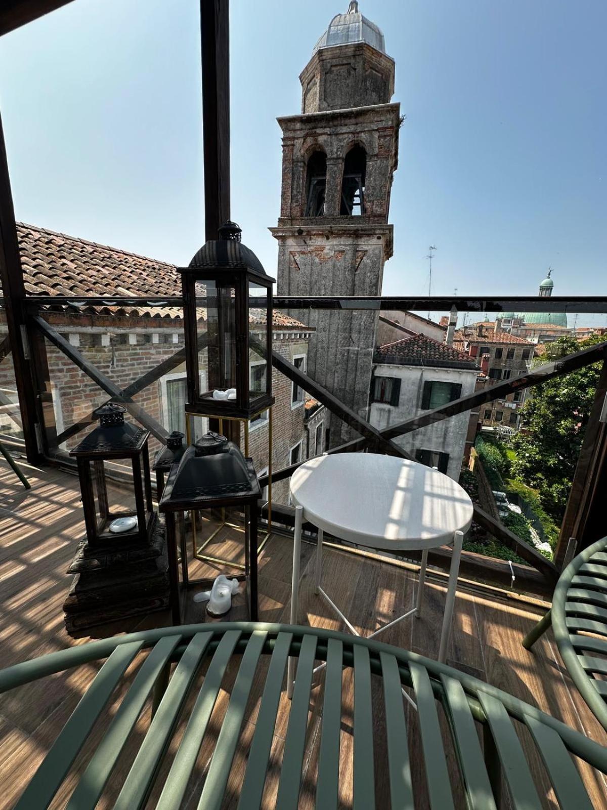 Hotel Ai Due Fanali Venecia